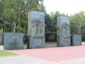 powiększ